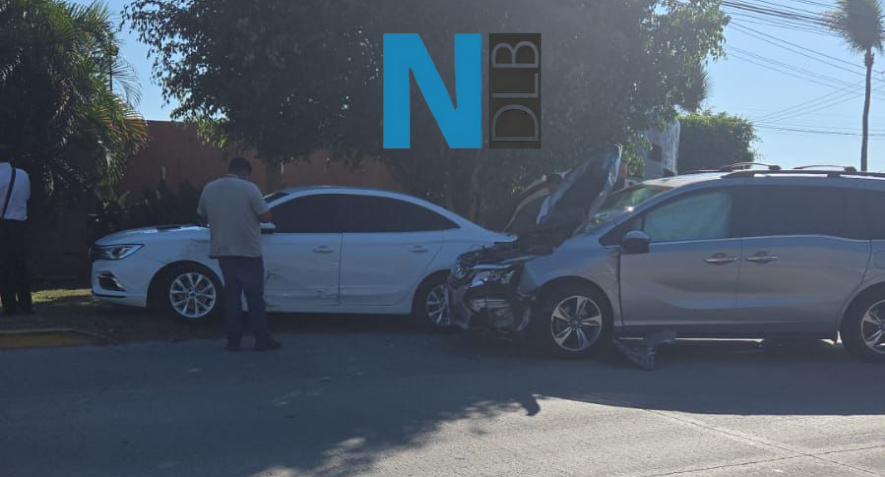 Aparatoso choque en el crucero de El Tizate – Noticias de la Bahía – NDLB